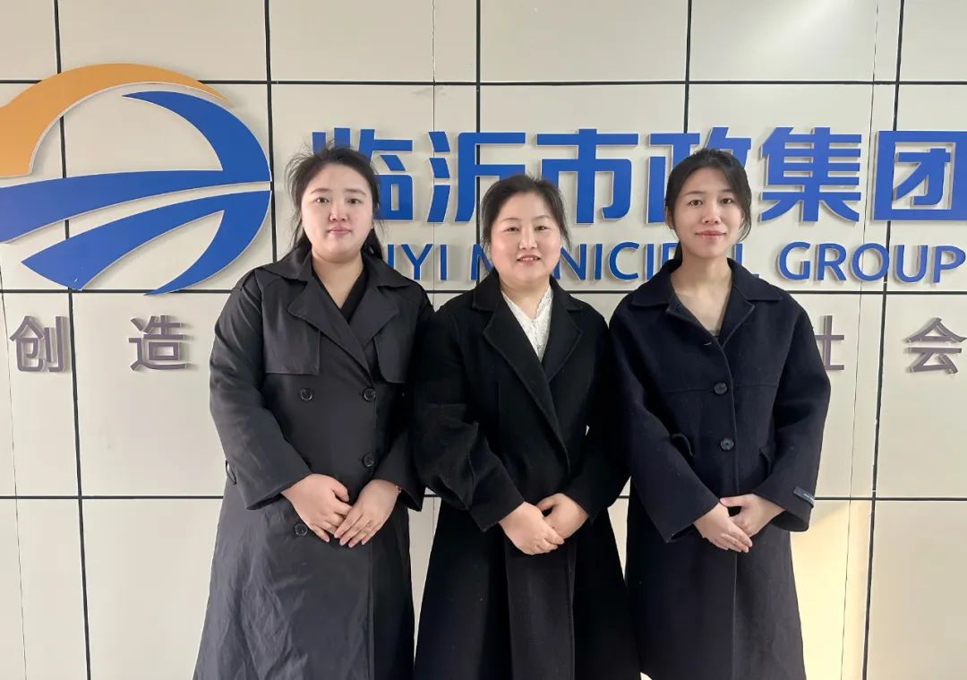 市直優(yōu)秀婦女集體——二公司辦公室.jpg 市直優(yōu)秀婦女集體——二公司辦公室.jpg